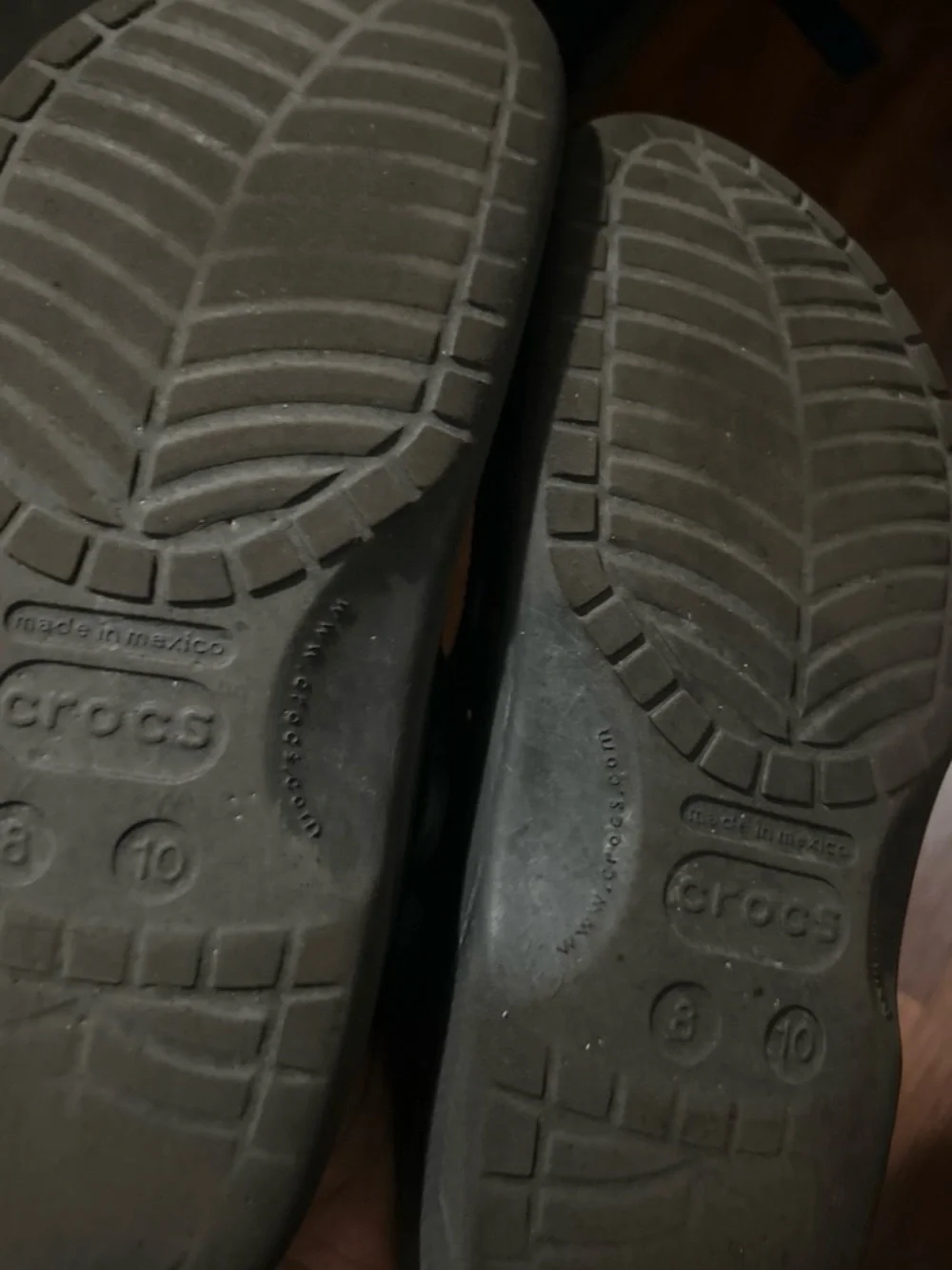 CROCS Classic Clog in Black